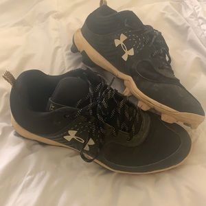 Under Armour Softball Cleats Women’s 8.5